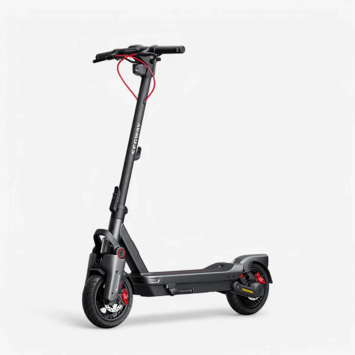 Trottinette électrique Ninebot MAX G3 E noire, colonne dépliée, pneus de 11 pouces et fourche suspendue